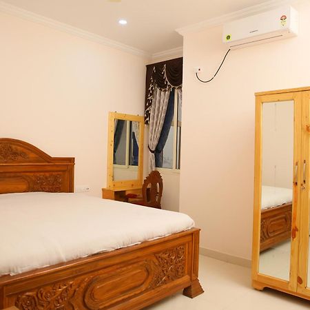 Saba Executive Rooms And Apartments Haiderabad Buitenkant foto
