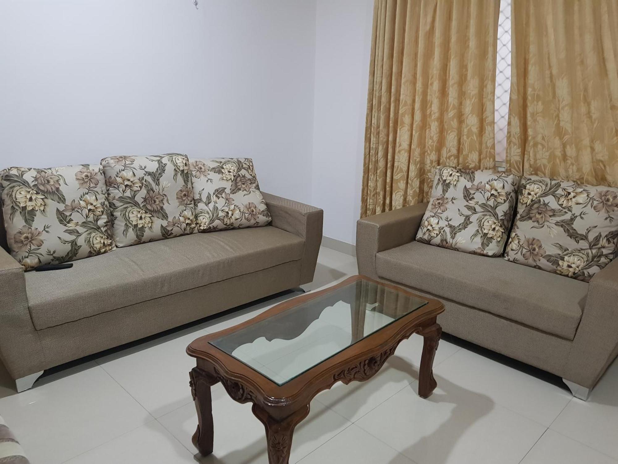Saba Executive Rooms And Apartments Haiderabad Buitenkant foto